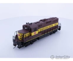 Walthers 931-118 HO GP9M Wisconsin Central (WC) 1503 Analog DC (#1)