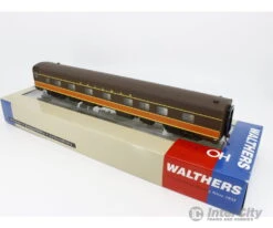 Walthers 932-16702 HO Pullman-Standard 4-4-2 Sleeper Passenger Car Illinois Central (IC) -Walthers Sales walthers 932 16702 ho pullman standard 4 2 sleeper passenger car illinois central ic cars 705