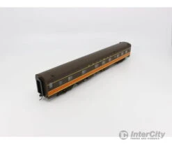 Walthers 932-16723 HO Pullman-Standard 6-6-4 Sleeper Passenger Car Illinois Central (IC) -Walthers Sales walthers 932 16723 ho pullman standard 6 4 sleeper passenger car illinois central ic cars 537