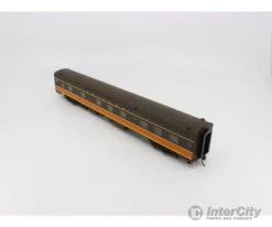 Walthers 932-16723 HO Pullman-Standard 6-6-4 Sleeper Passenger Car Illinois Central (IC)
