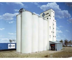 Walthers Cornerstone 3023 Elevator Add-on Silos -- Kit - 9 X 4-1/2 X 9" 22.8 X 11.4 X 22.8cm