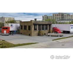 Walthers Cornerstone 4020 Industry Office -- Kit - 4-3/4 X 6-1/4 X 2-3/4" 12.1 X 15.9 X 5.1cm