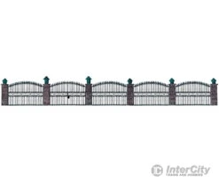 Walthers Cornerstone 550 Wrought Iron Fence - Kit -- 25-1/2" 65cm