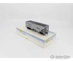 Walthers HO Special Run Hopper Freight Car Illinois Central (IC) 66701 -Walthers Sales walthers ho special run hopper freight car illinois central ic 66701 cars 578