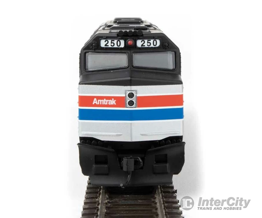 Walthers Mainline 19463 EMD F40PH - ESU Sound And DCC -- Amtrak(R) #250 (Phase II; Silver, Red, White, Blue, Black) 4 Walthers Mainline 19463 EMD F40PH - ESU Sound And DCC -- Amtrak(R) #250 (Phase II; Silver, Red, White, Blue, Black) - Image 2