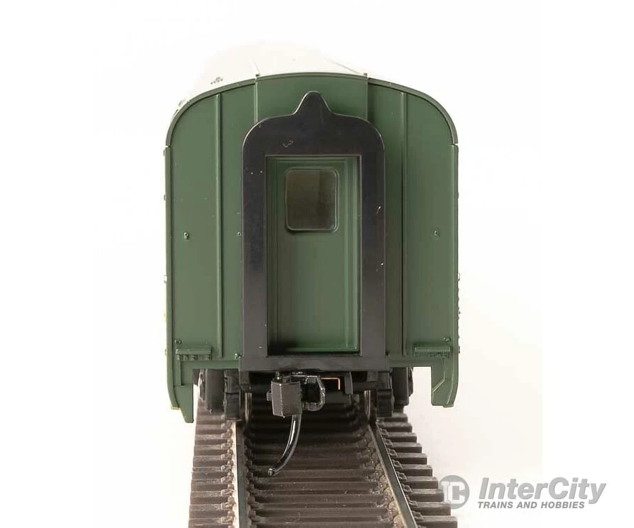Walthers Mainline 30019 85' Budd Large-Window Coach - Ready To Run -- Northern Pacific 6 Walthers Mainline 30019 85' Budd Large-Window Coach - Ready To Run -- Northern Pacific - Image 4