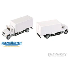 Walthers SceneMaster 11290 International(R) 4900 Single-Axle Box Van - Assembled -- White Cab & Box