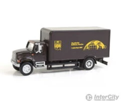 Walthers SceneMaster 11293 International(R) 4900 Single-Axle Box Van - Assembled -- United Parcel Service (Bow Tie Shield Logo; Brown, Yellow)