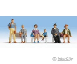 Walthers SceneMaster 6041 Waiting Passengers Pkg(6)