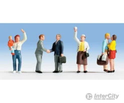 Walthers SceneMaster 6054 Travelers Saying Farewell Pkg(6)