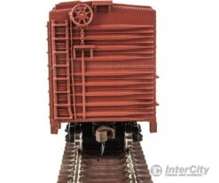 Walthers Trainline 1688 40' Stock Car - Ready To Run -- Southern Pacific(TM) (Boxcar Red) -Walthers Sales walthers trainline 1688 40 stock car ready to run southern pacific tm boxcar red freight cars 786