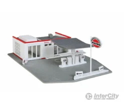 Walthers Trainline 920 Gas Station -- Kit